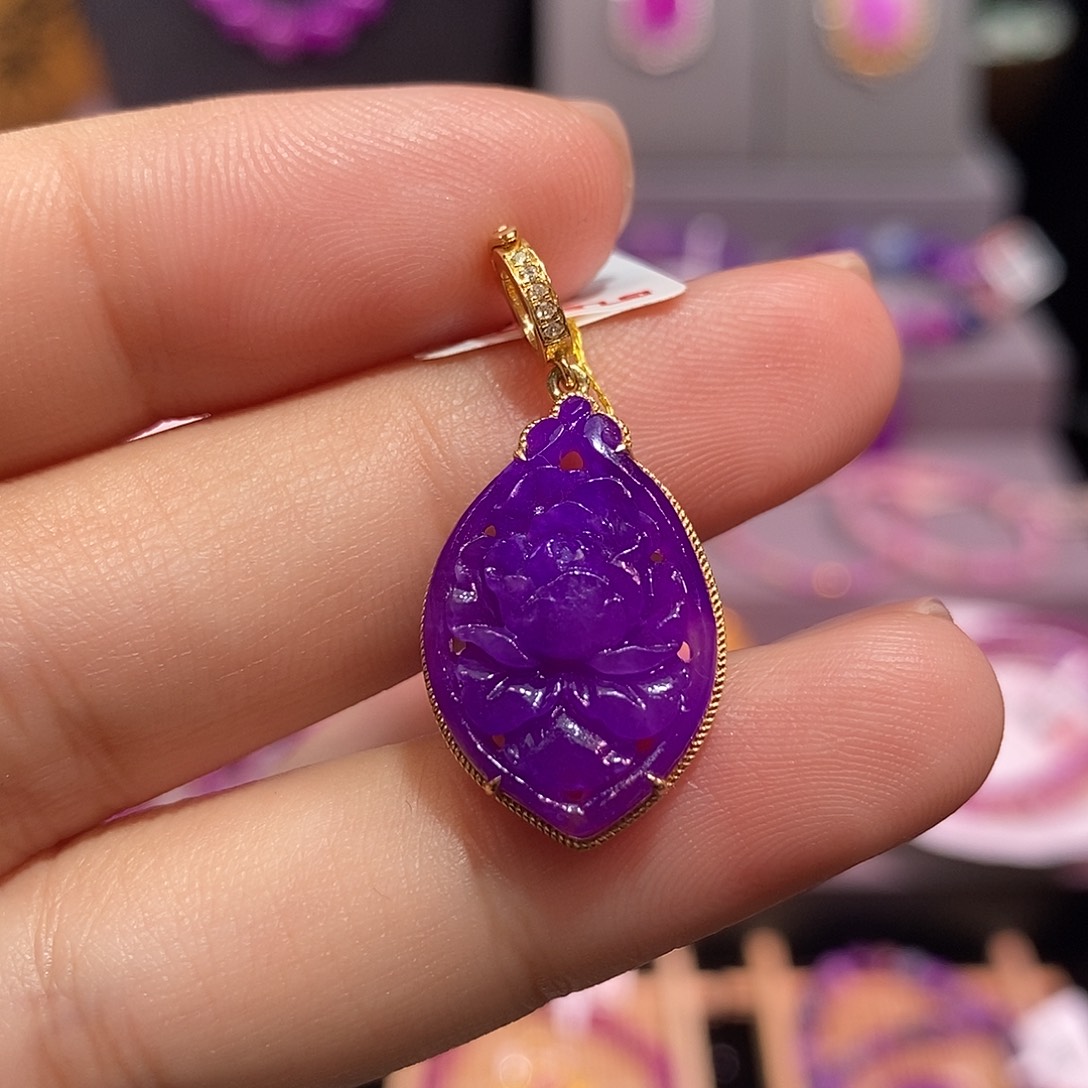 苏纪石（舒俱来）18K金镶嵌手镯