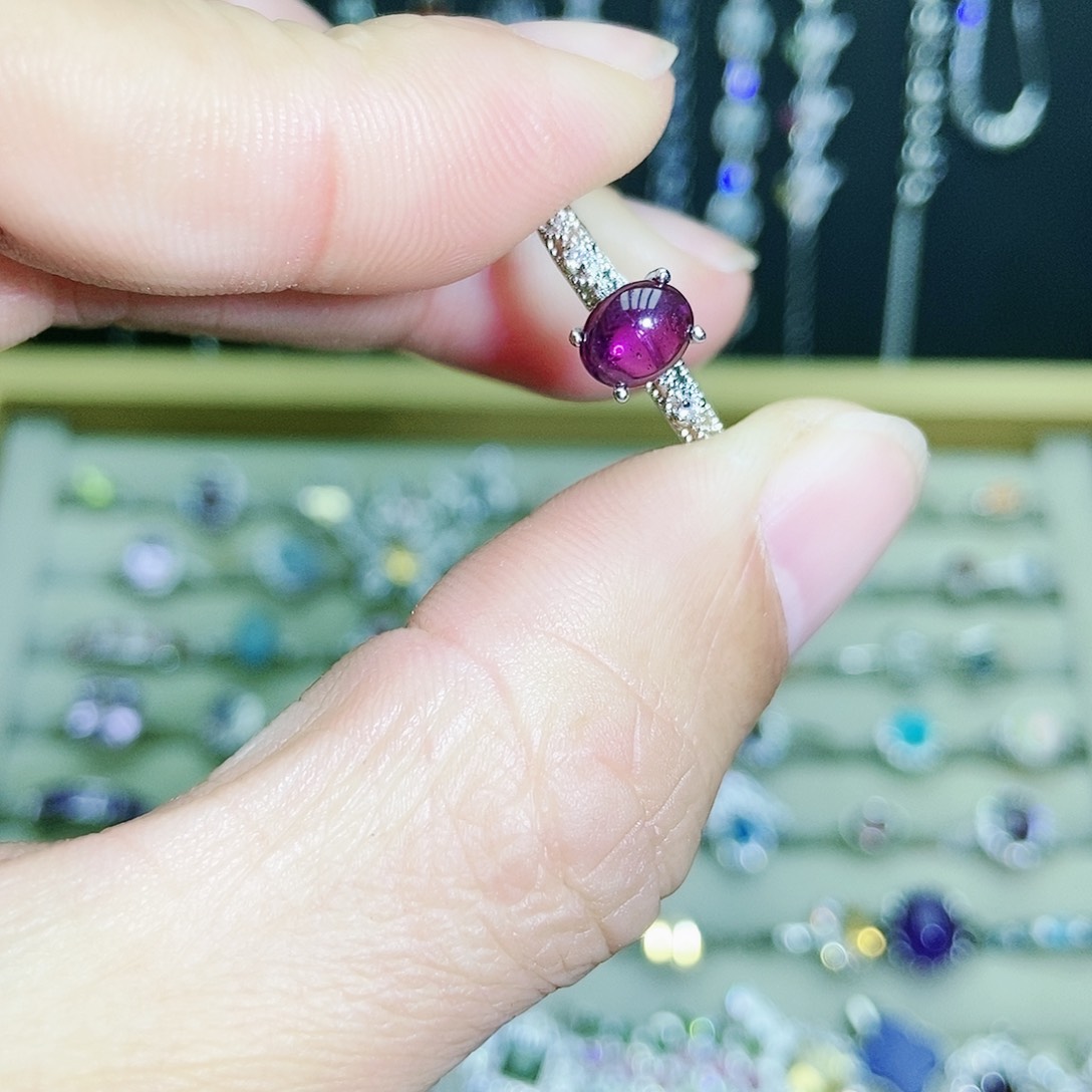 【闪购商品】未镶嵌戒指石榴石（紫牙乌）