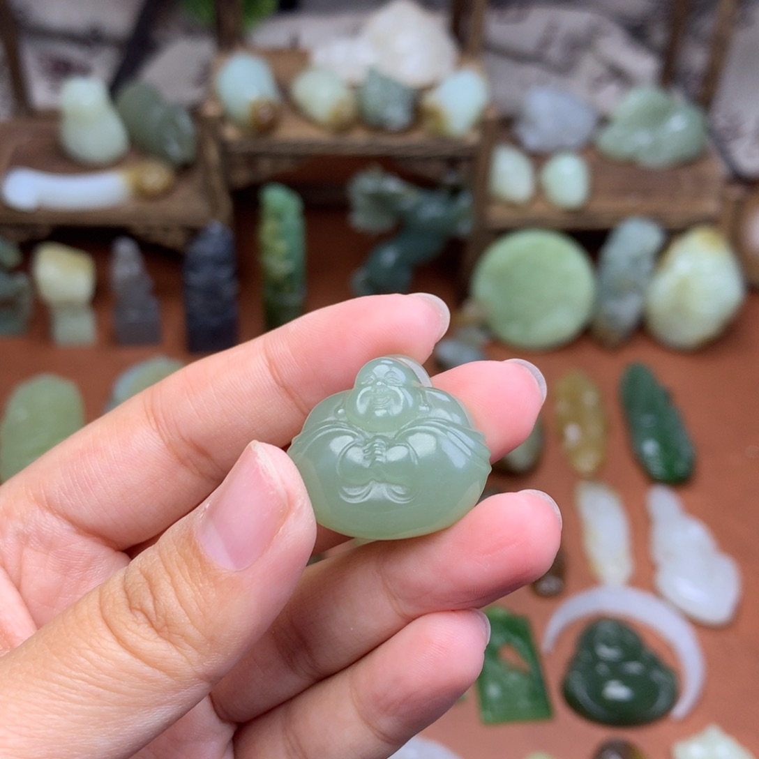 和田玉未镶嵌挂件