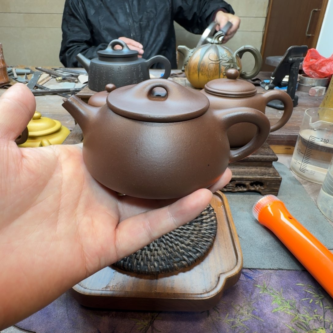 用***1茶壶紫砂石瓢壶（原矿底槽青200cc）