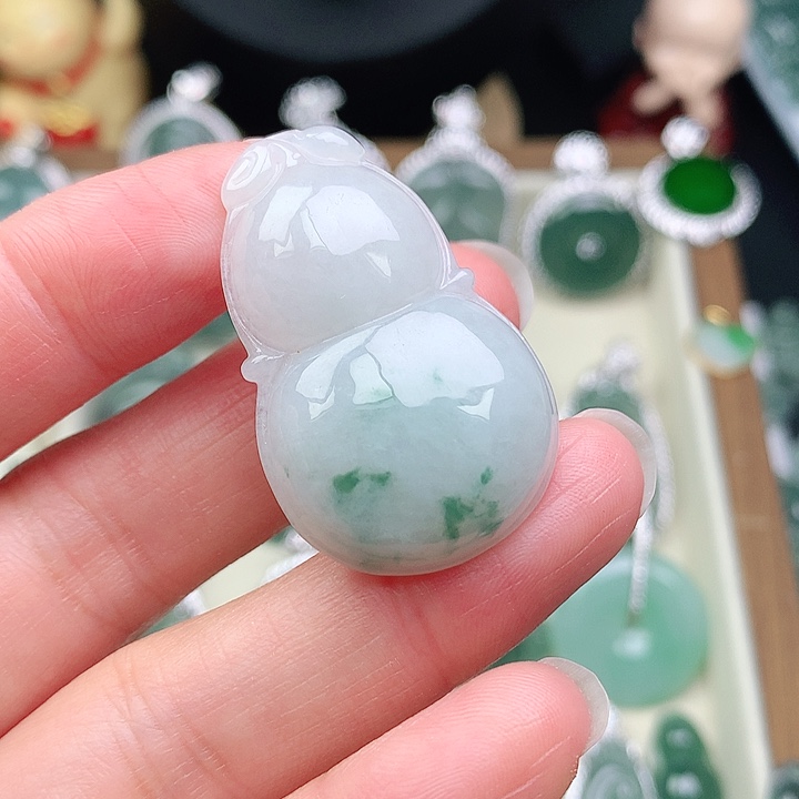 颈饰未镶嵌翡翠吊坠