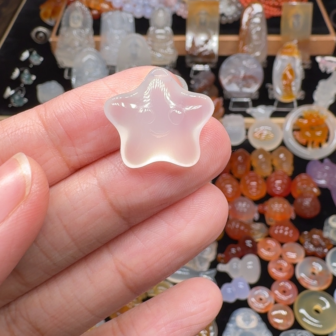 玛瑙/玉髓未镶嵌颈饰