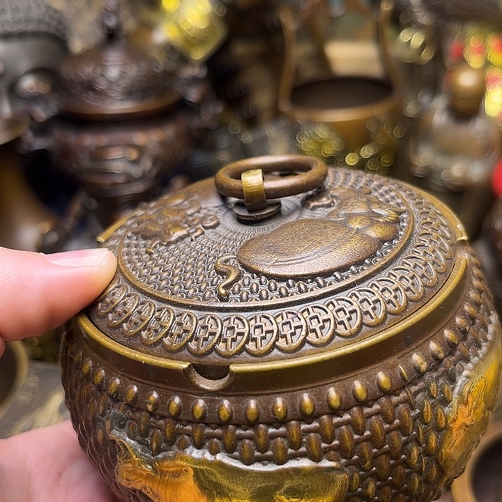 精美铜器批发档口