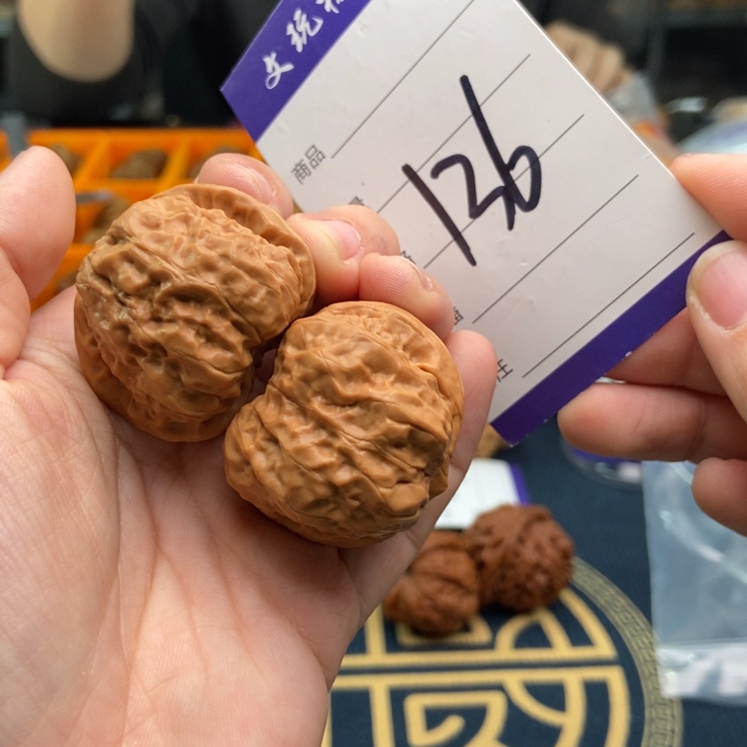 文玩核桃吊坠37蛤蟆头