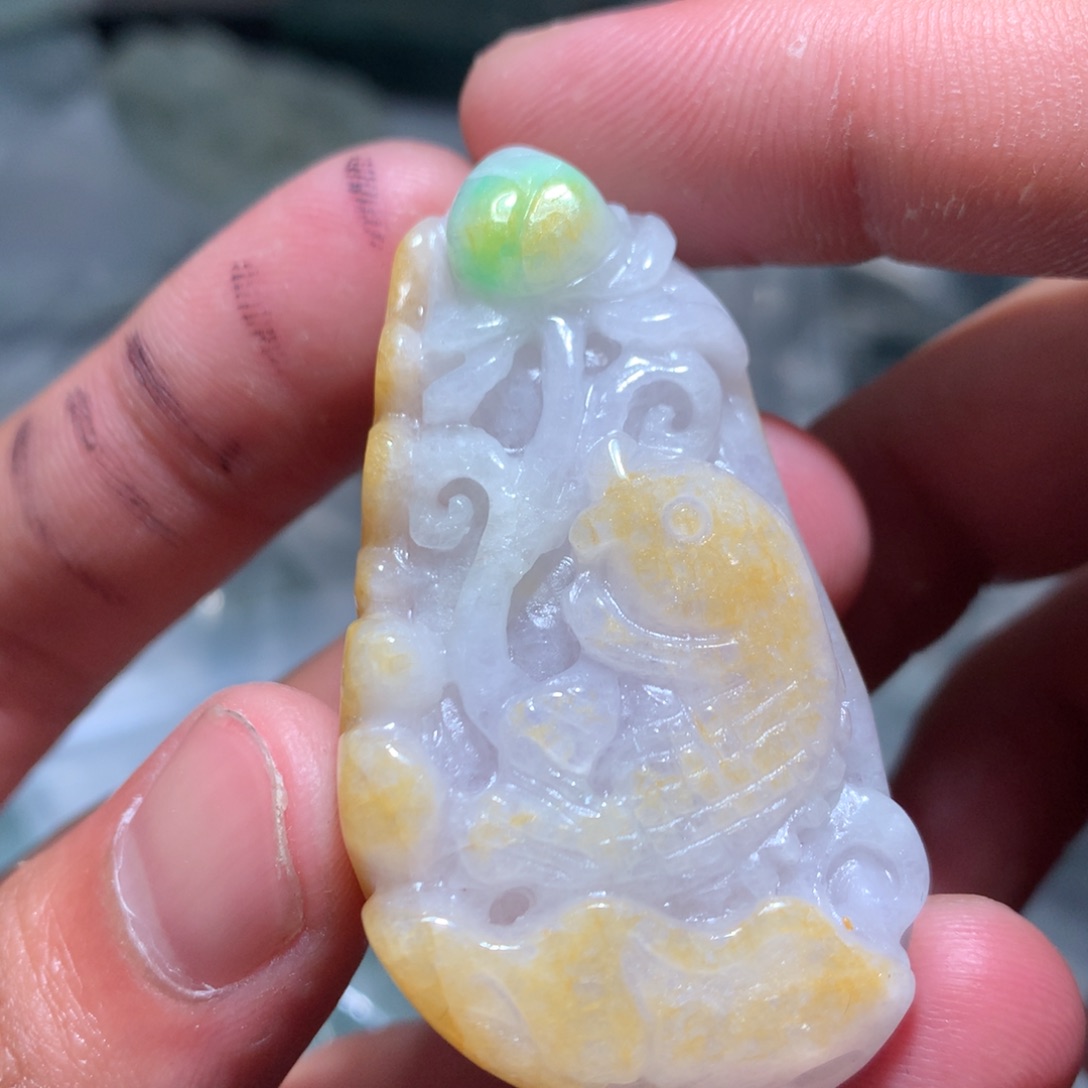 翡翠未镶嵌颈饰保真天然a货翡翠