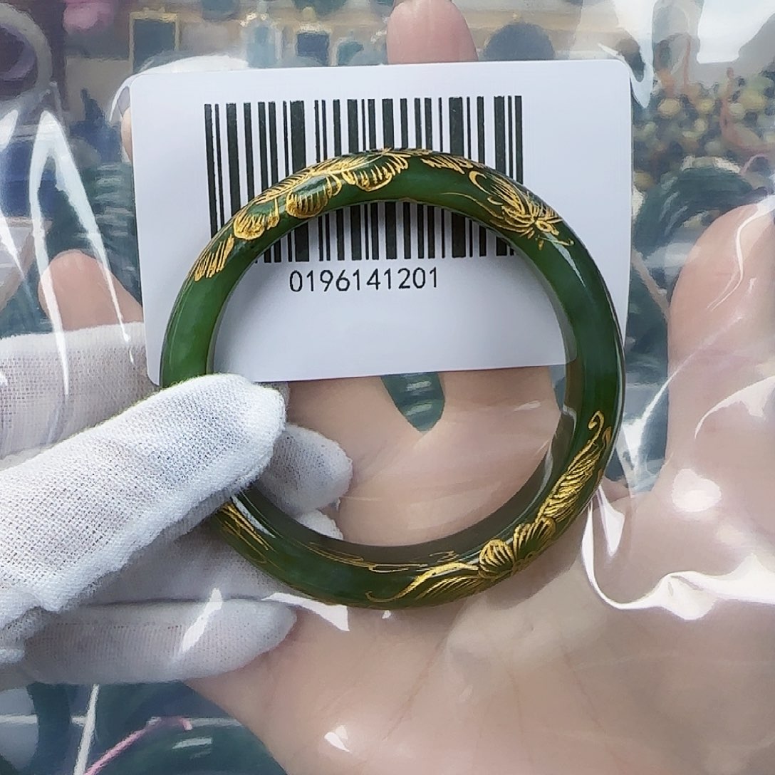 和田玉（碧玉）手镯未镶嵌5556