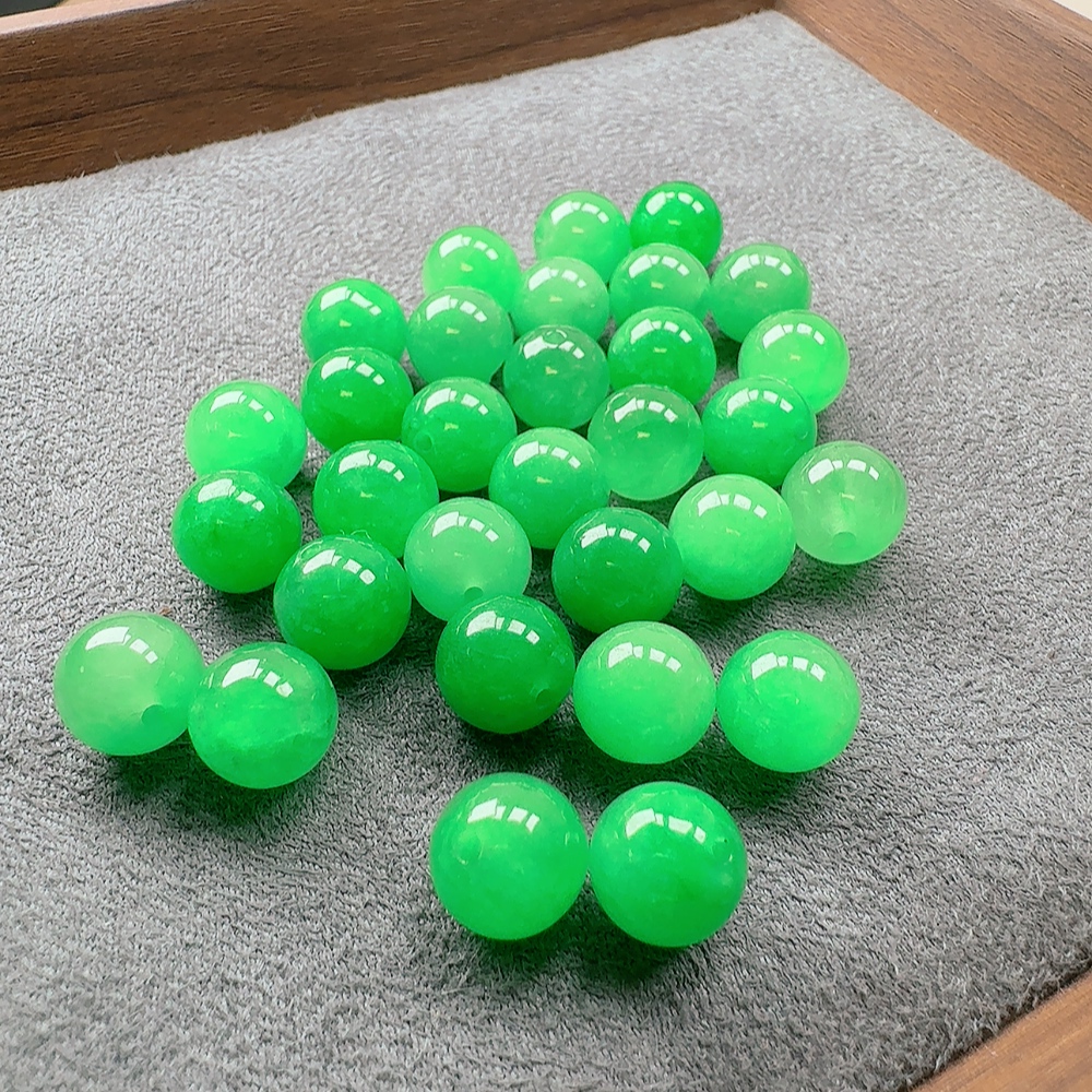 卡10mm 缅料A货 绿珠 多样性发一颗