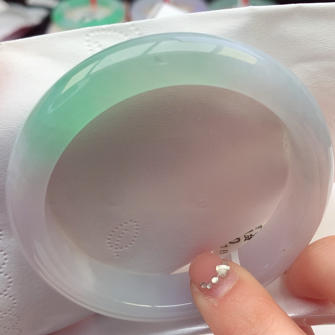 翡翠手镯未镶嵌天然翡翠55-56一抹果阳绿