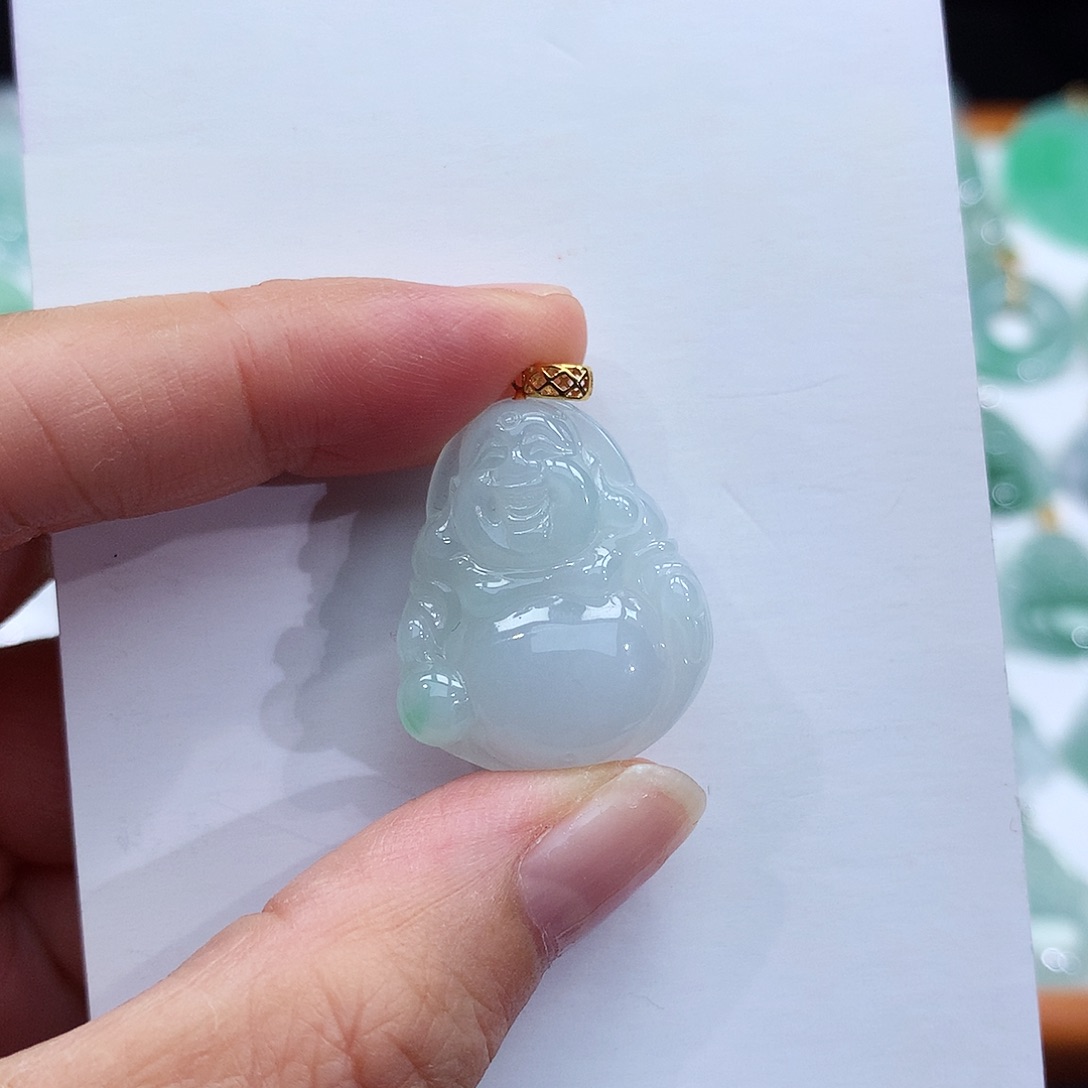 颈饰18K金镶嵌翡翠翡翠吊坠