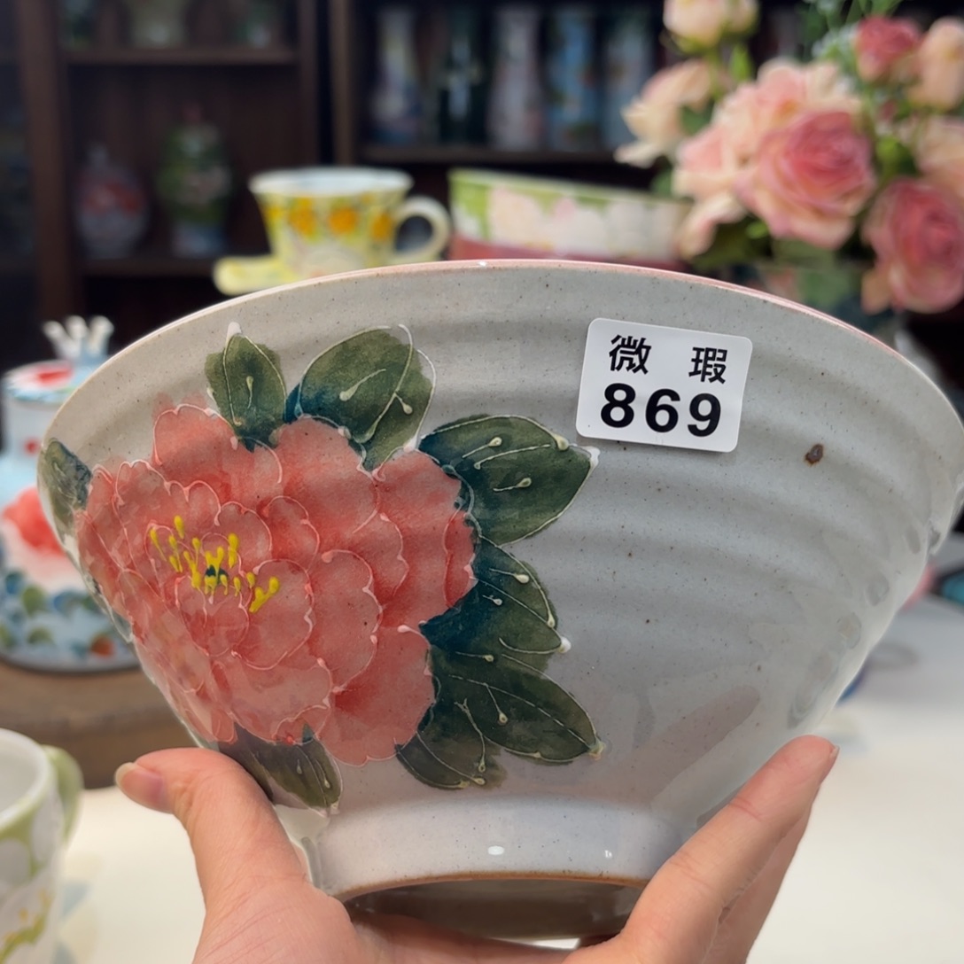瓷片兔兔好可爱啊我