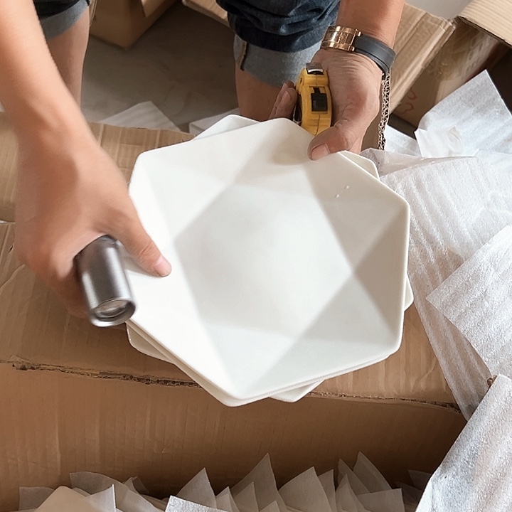 微瑕介意勿拍不退不换 无金边6角盘6只