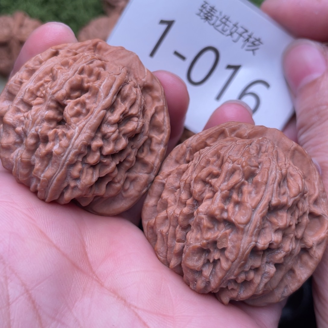 文玩核桃把件平谷楼44