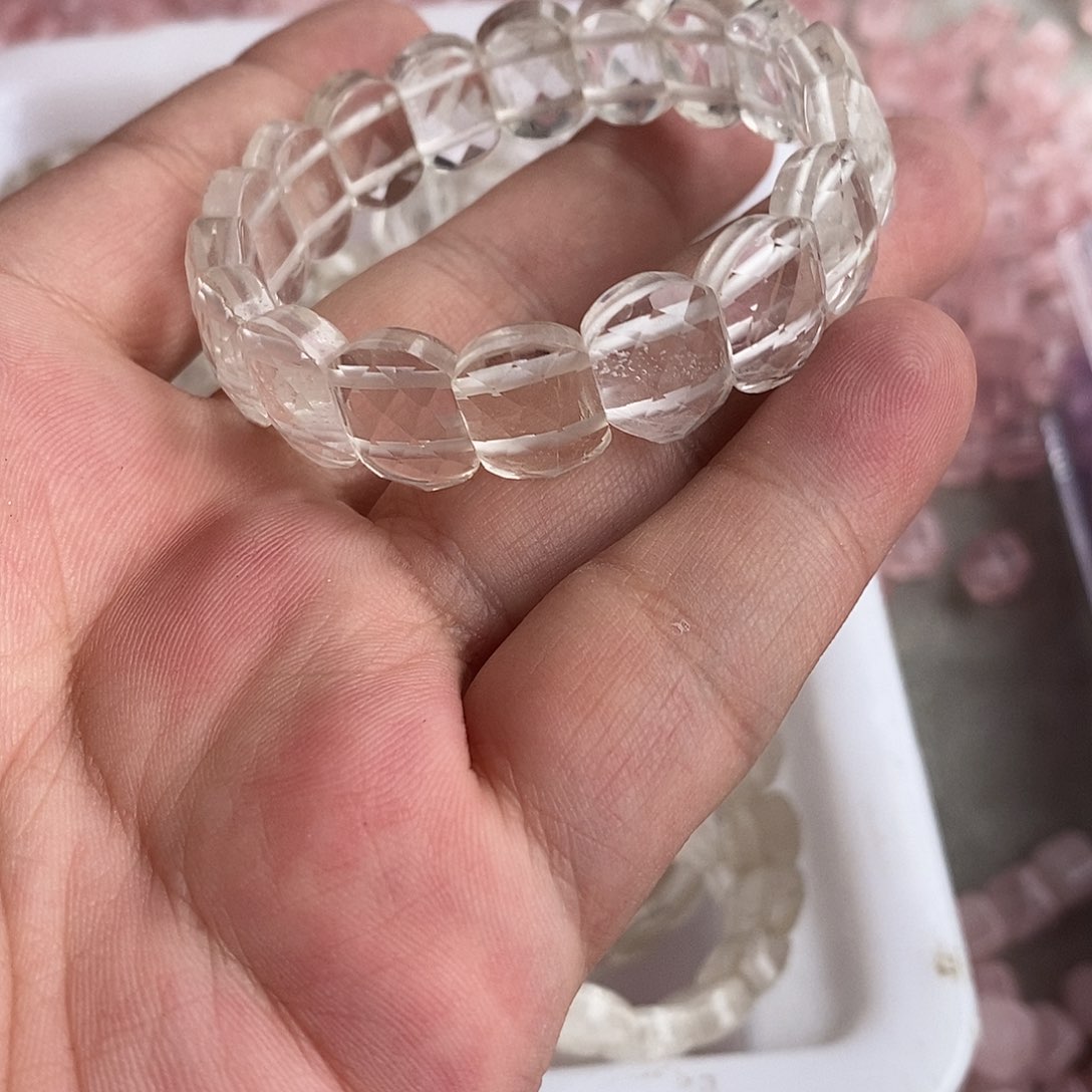 水晶珠宝半成品未镶嵌白水晶手牌