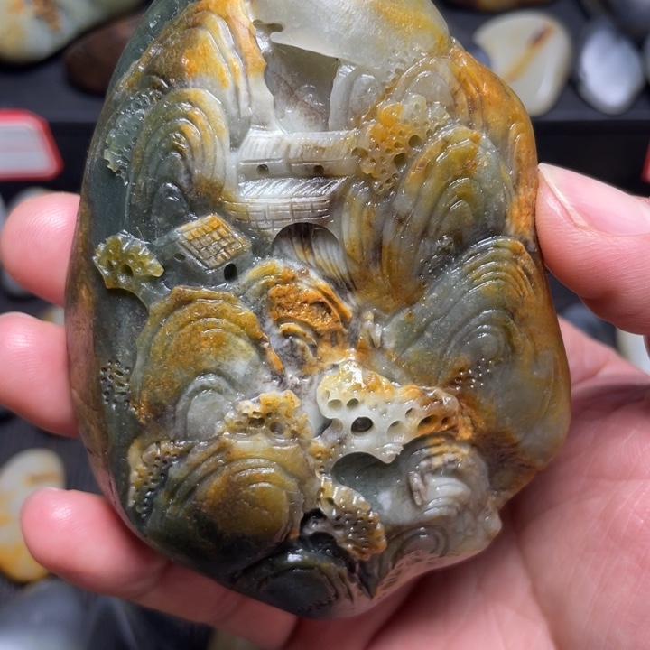 魅***力和田玉未镶嵌摆件