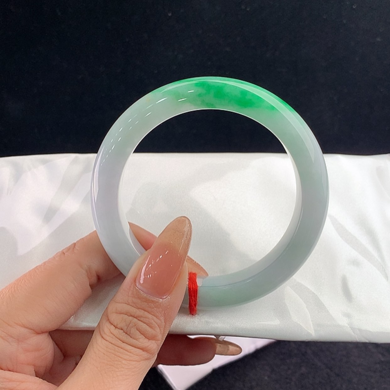 【闪购商品】未镶嵌手镯翡翠正57.7