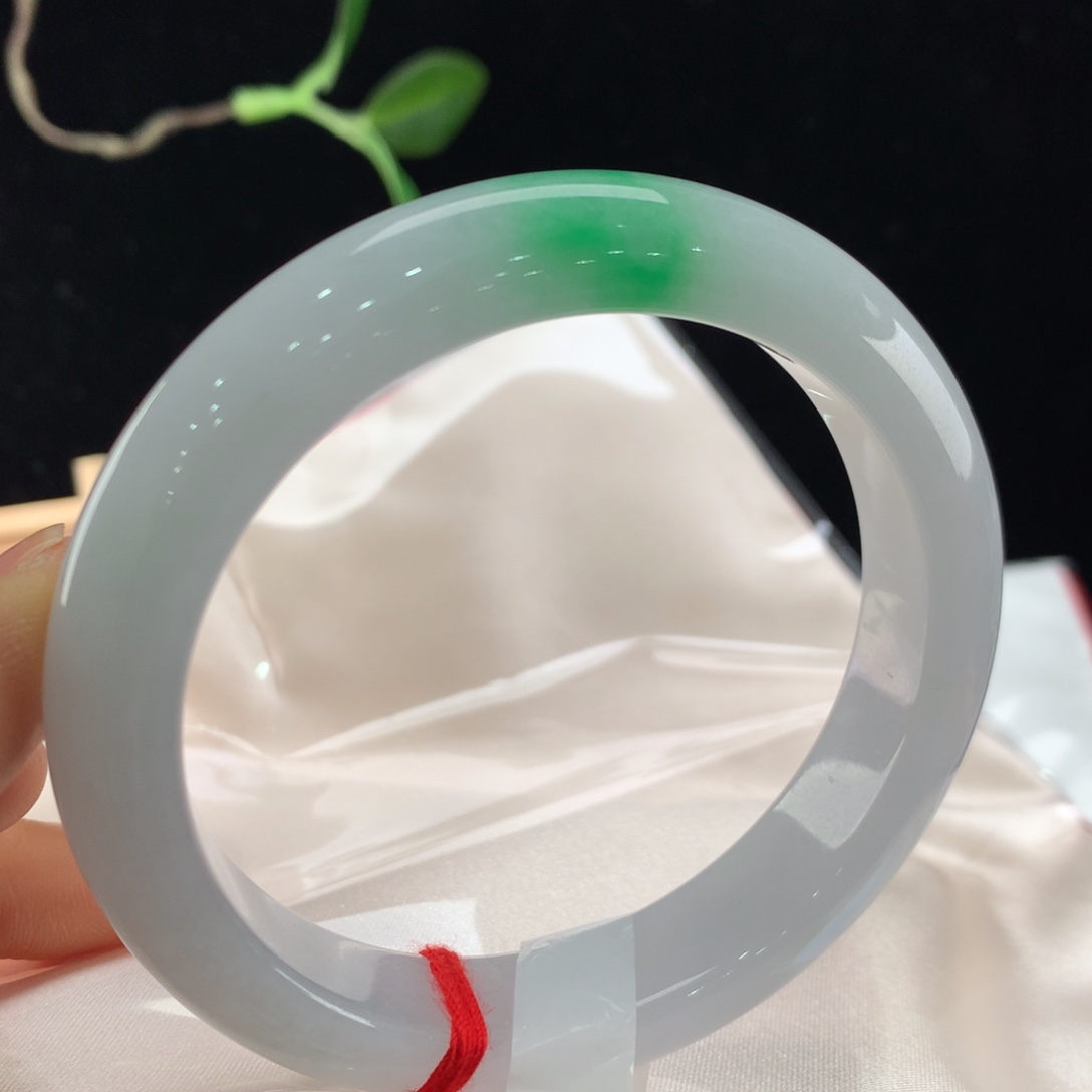 翡翠手镯未镶嵌111-0354