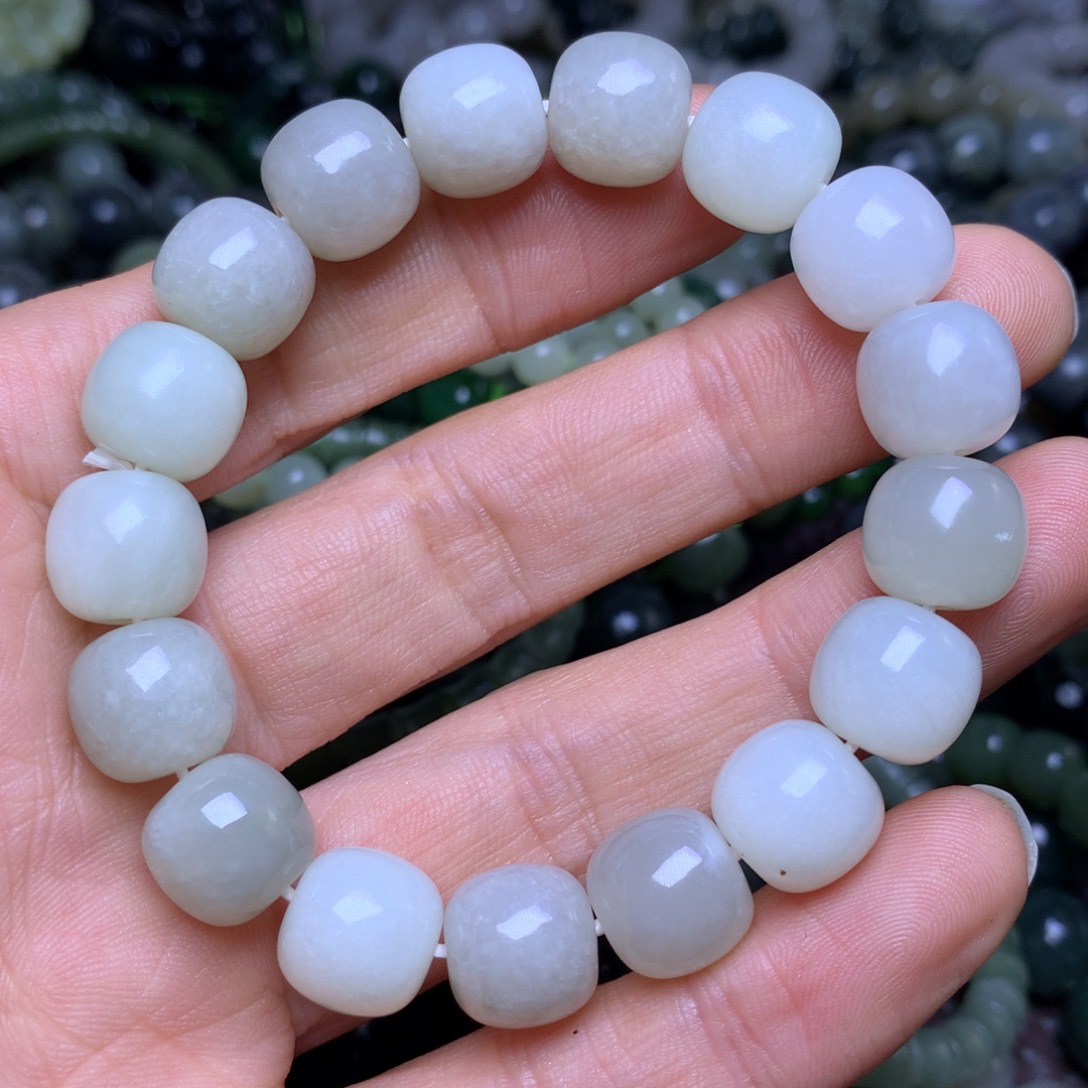 未镶嵌手串和田玉