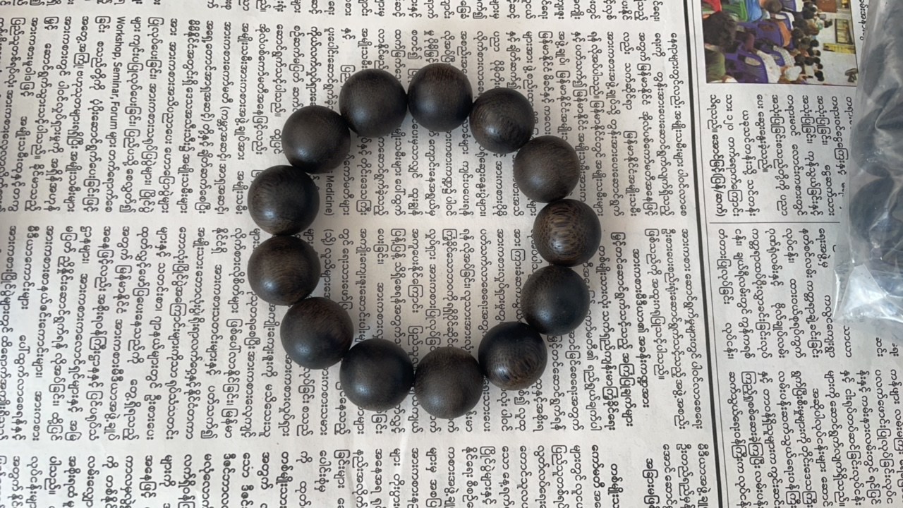 （依一）M048-1.8cm单圈手串沉香木-（多样性发货）