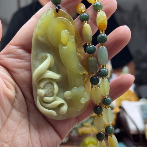 岫玉挂件未镶嵌挂件