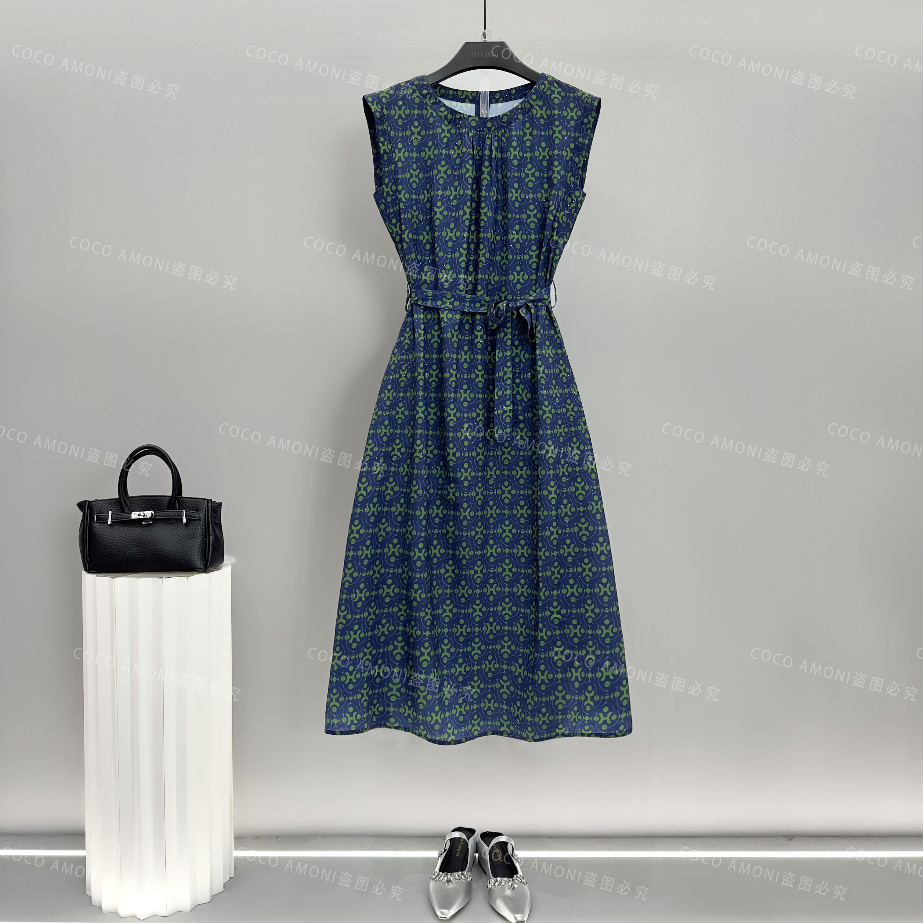 [曼姐]高级设计师轻奢法式穿搭碎花无袖显瘦气质连衣裙WX1237