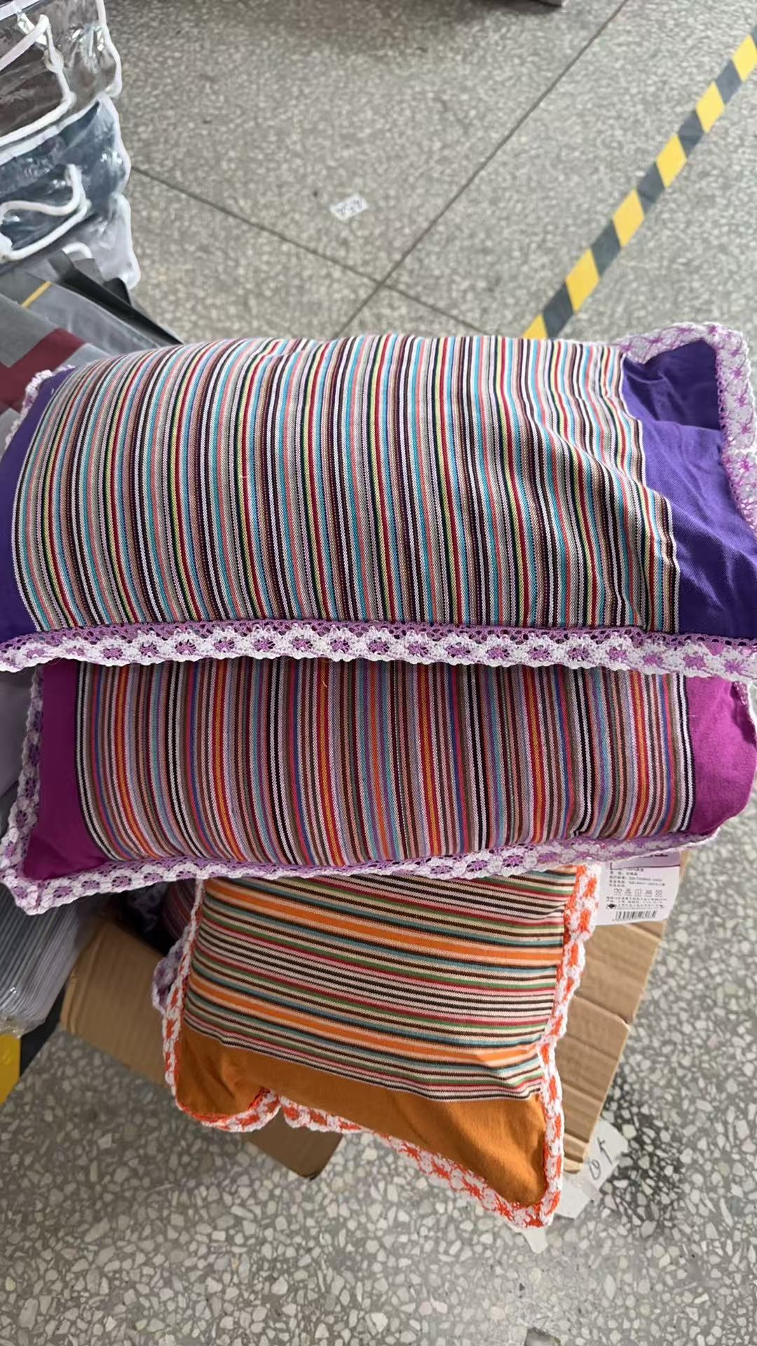 《厚广家》28*50杂款表面全棉荞麦枕 发一个