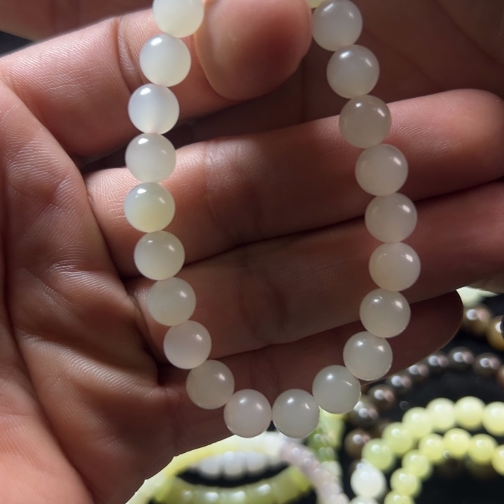 和田玉（糖玉）未镶嵌手链