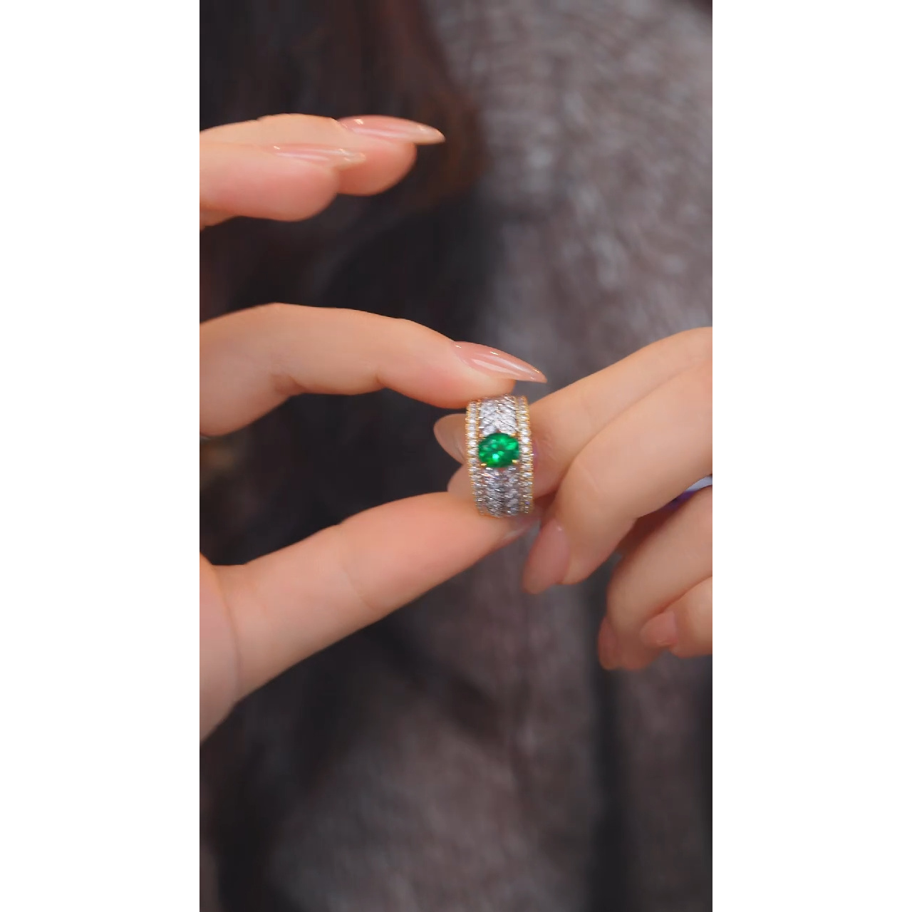 祖母绿戒指18K金镶嵌@@S1051