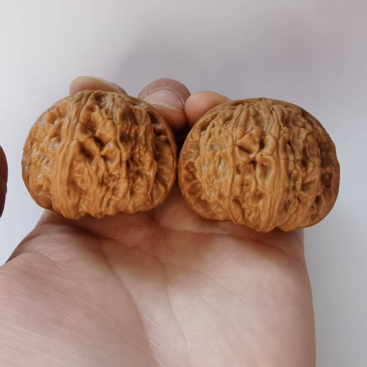 精品盘玩核桃四座楼白狮子磨盘宫灯