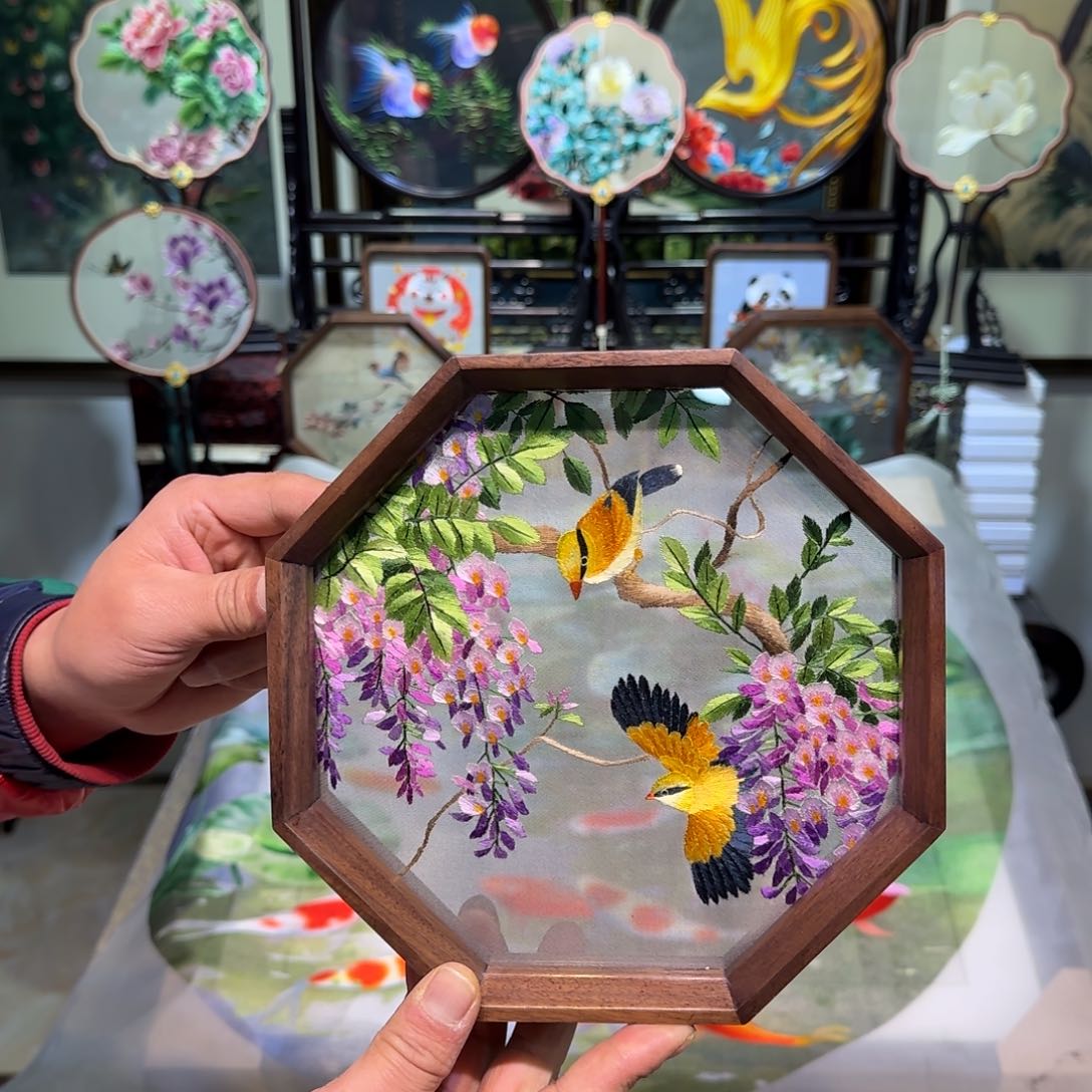 刺绣刺绣工艺精湛