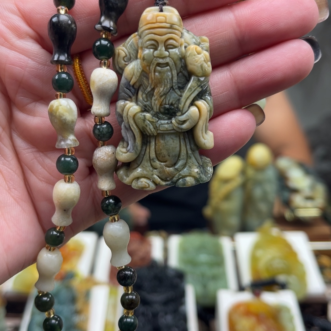 岫玉未镶嵌挂件挂件