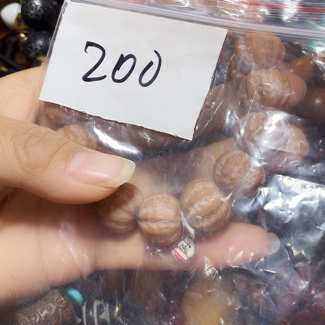 z***h琉璃/树脂/塑料类优惠多多