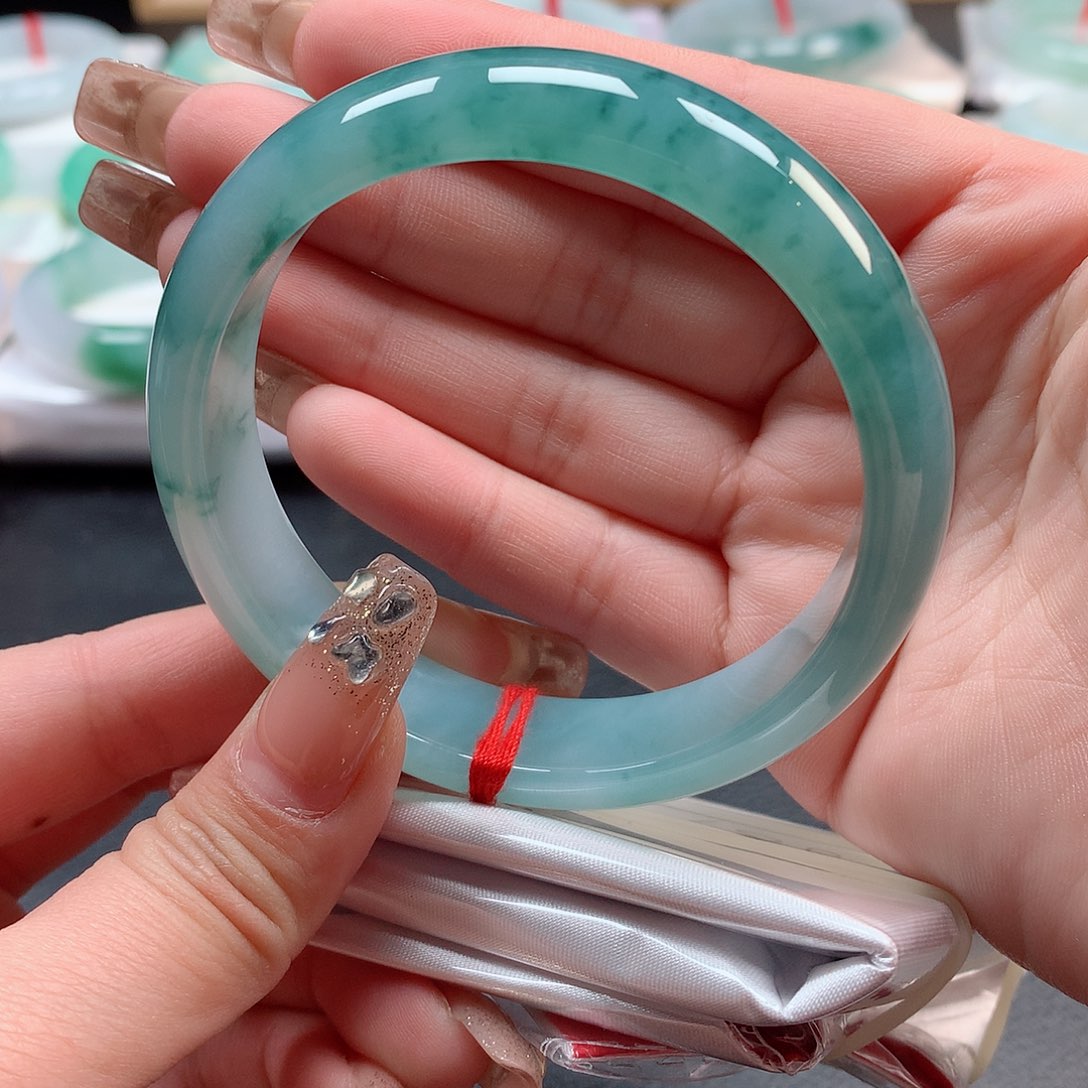 翡翠手镯未镶嵌4号