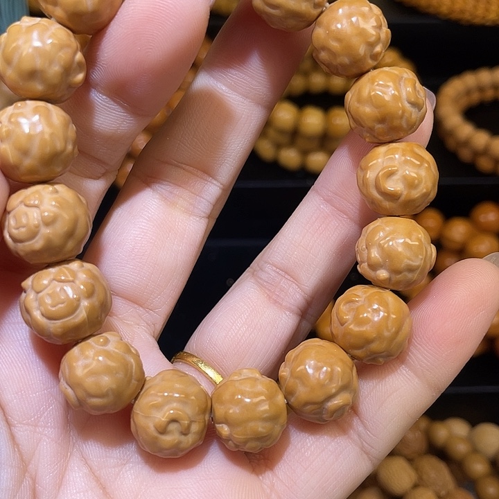 s***️手串猴头核桃猴头