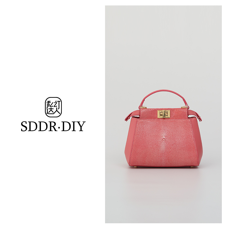 私订达人2025年新款雅丹女士真皮百搭时尚珍珠鱼皮