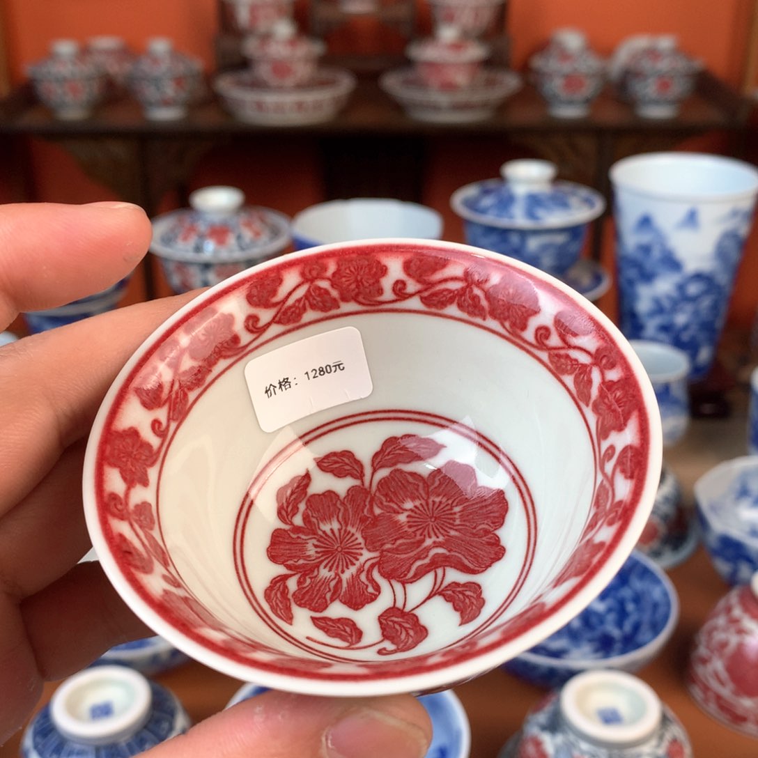 眼*釉里红主人杯手工手绘