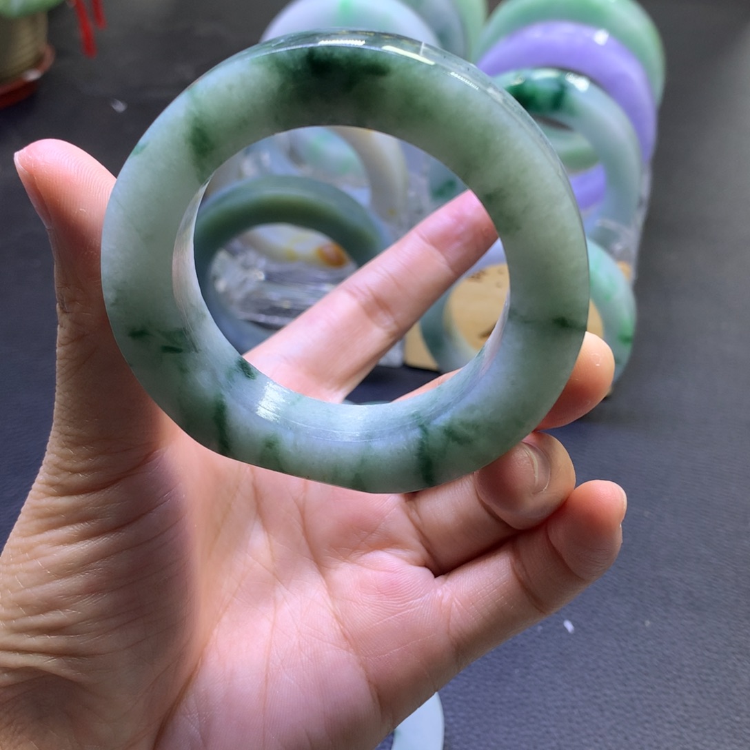 未镶嵌翡翠定制翡翠风**蝶