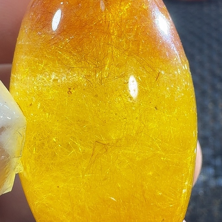 未镶嵌颈饰水晶大****