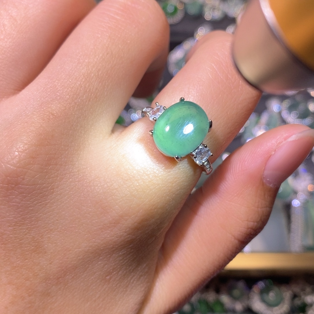 翡翠未镶嵌颈饰天然