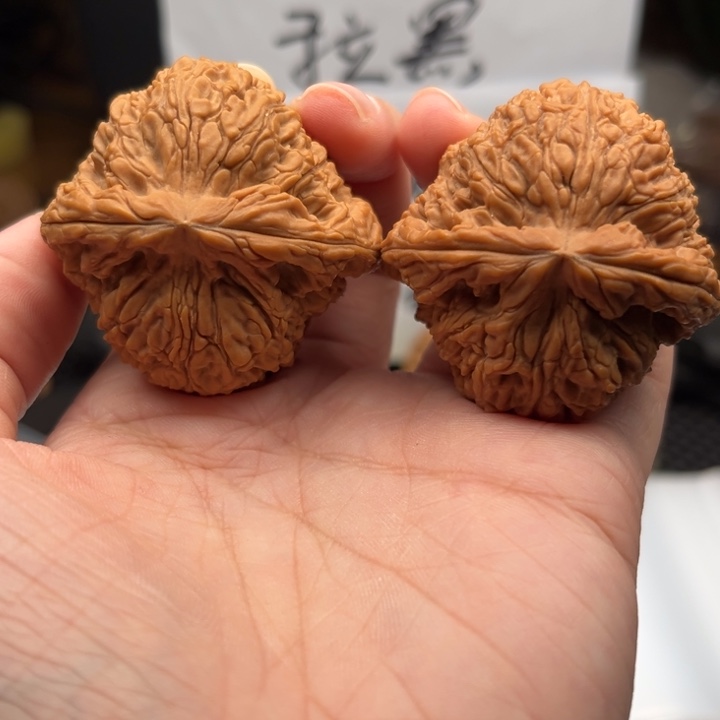 吊坠文玩核桃南疆44