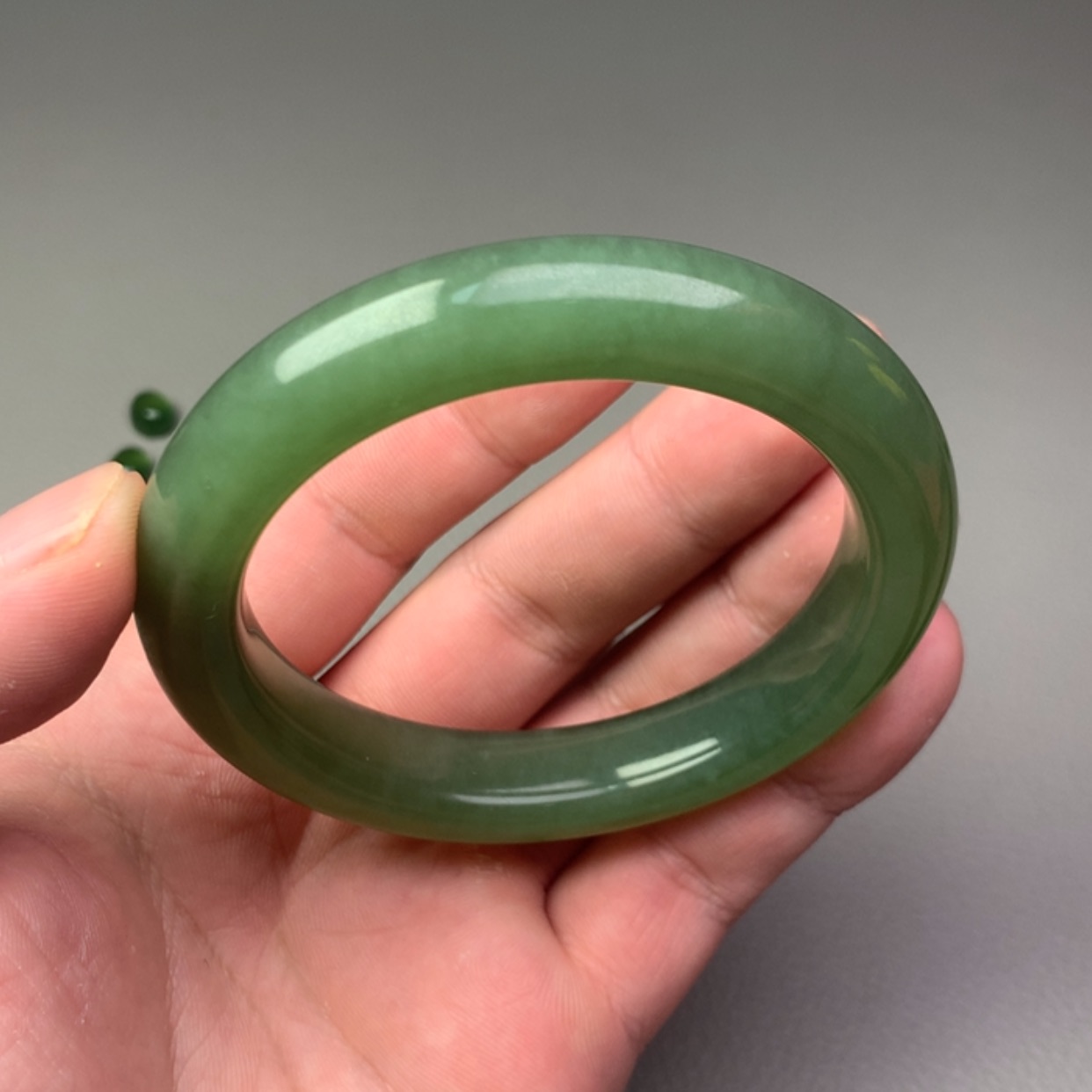 【闪购商品】未镶嵌蛇纹石玉岫玉60