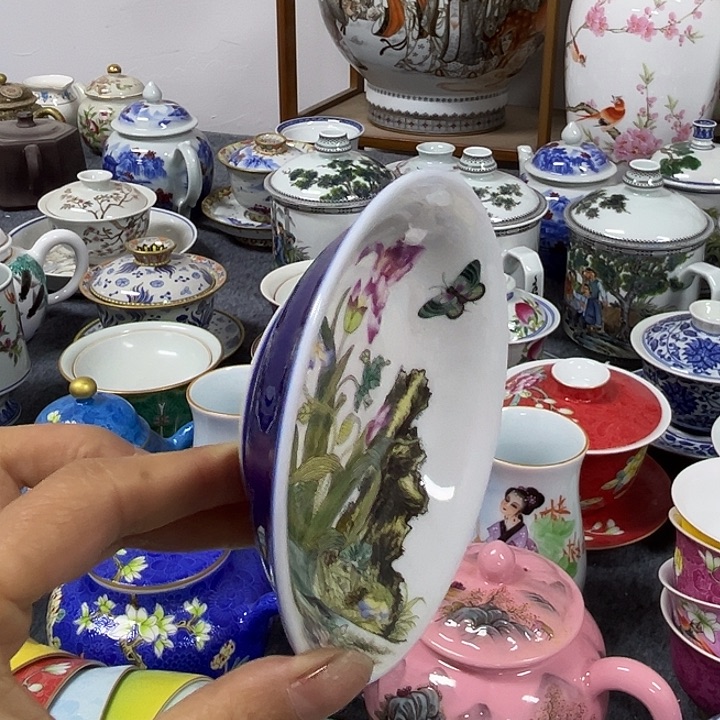 陶摆件景德镇陶瓷博物有限公司副会长