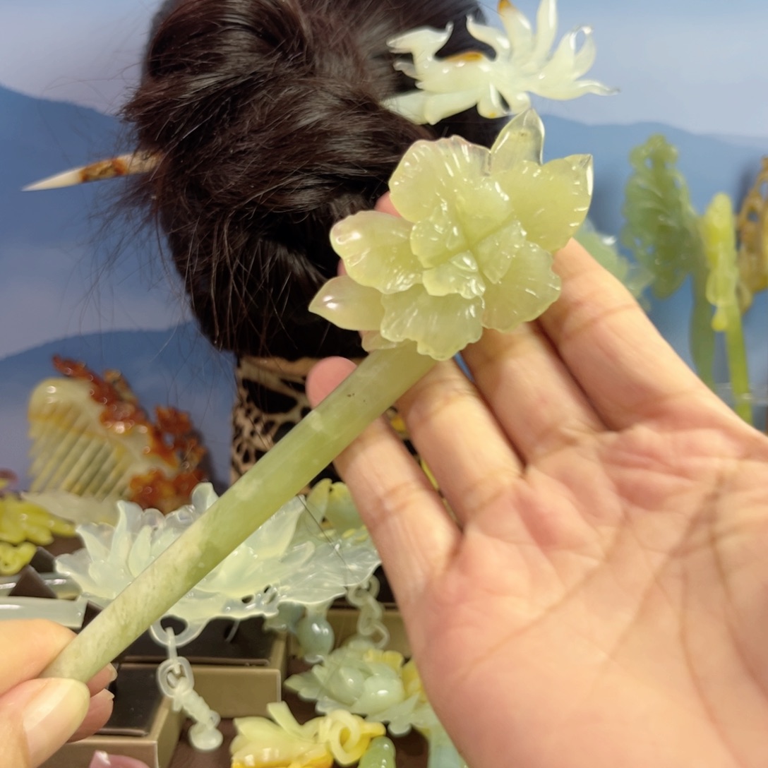 蛇纹石玉发饰合金