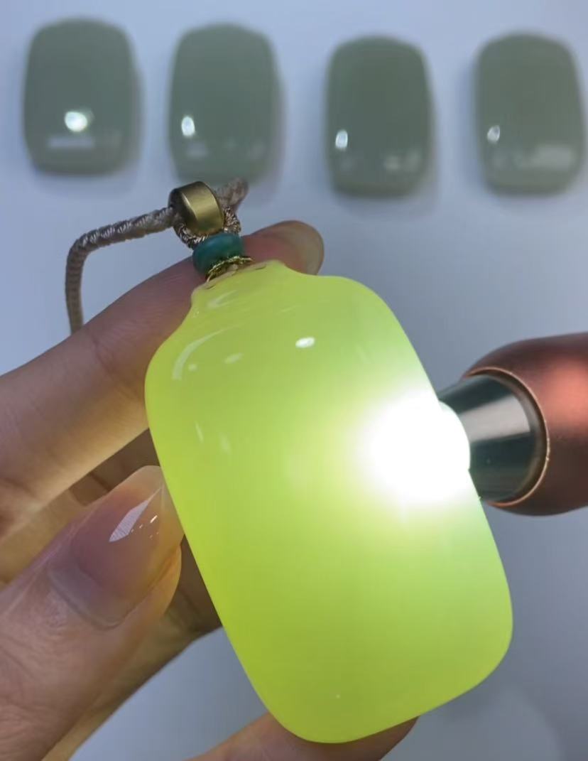 299030/和田玉无事牌   多样性一件发