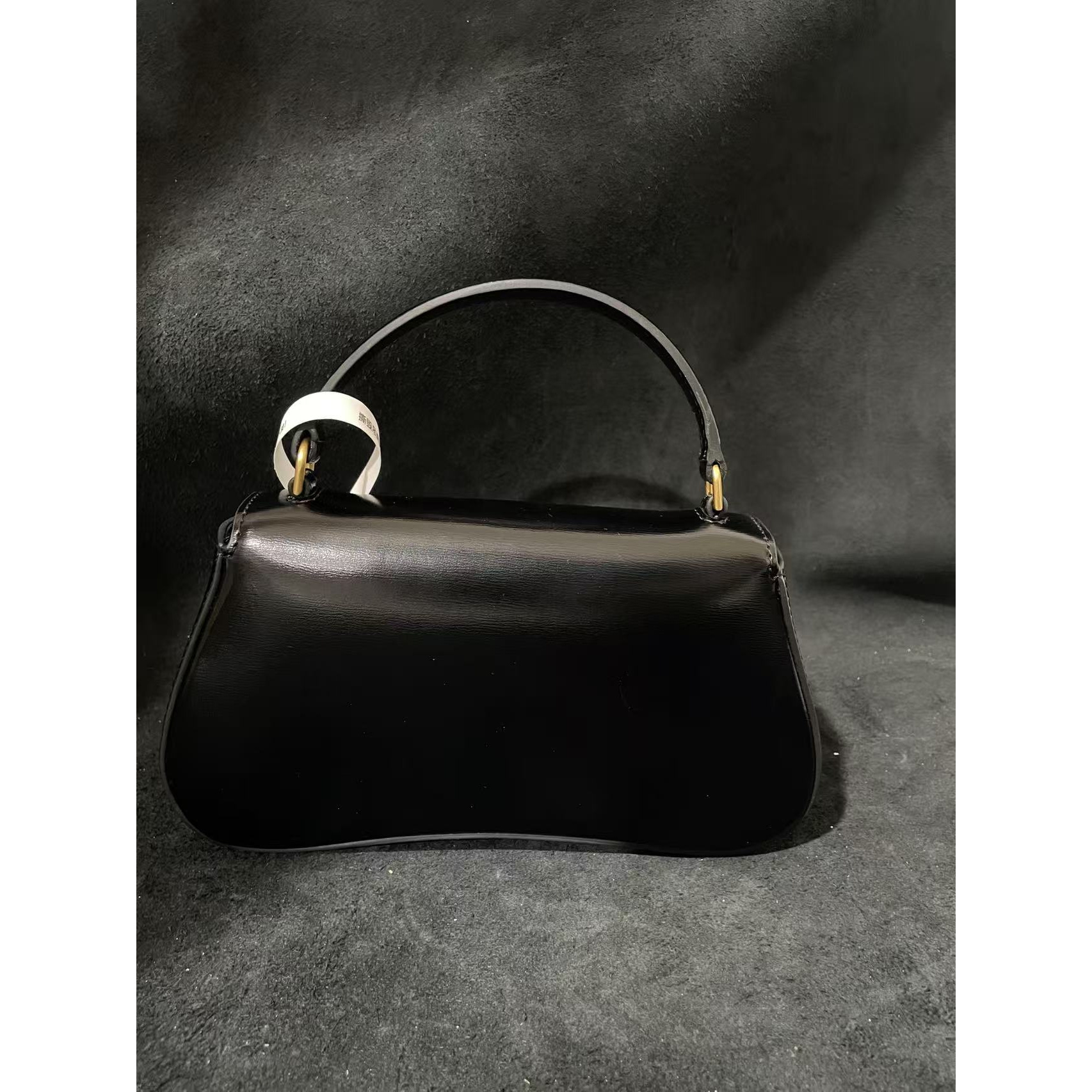 LQ-WITH-QUEEN真皮女包手提豆腐黑色10847