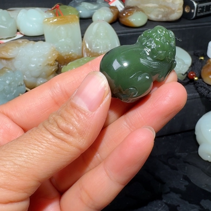 和田玉（糖玉）未镶嵌珠宝半成品