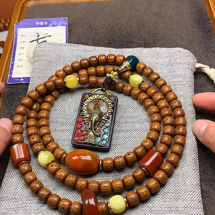 用***4吊坠星月菩提脖挂