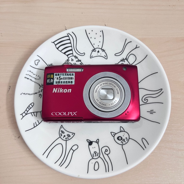 9新 Nikon/尼康 s2600 色彩饱满 人像推荐  配件齐全