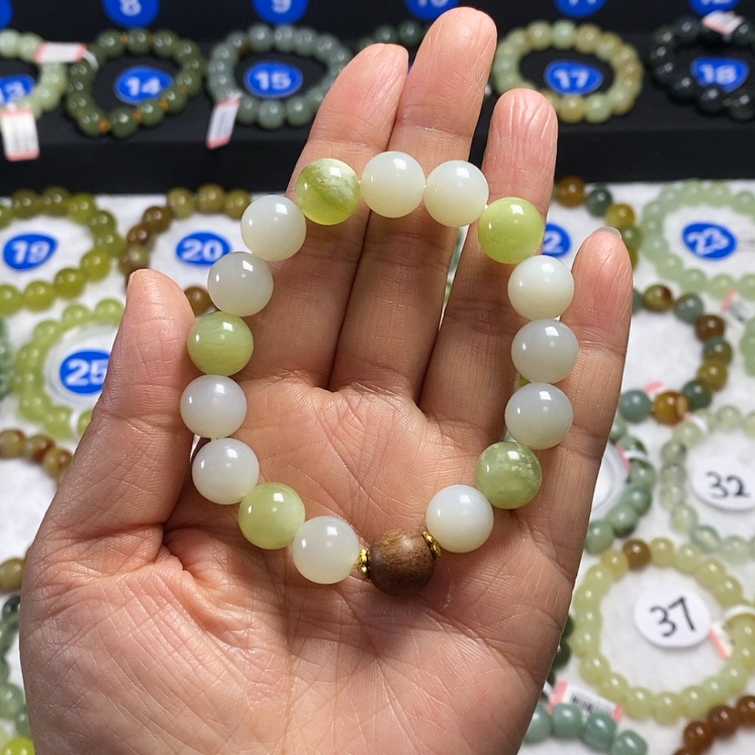 【闪购商品】手链未镶嵌和田玉