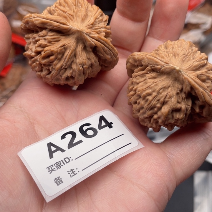 文玩核桃吊坠核桃