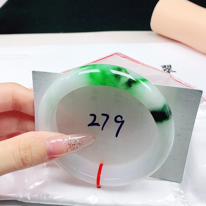 翡翠手镯未镶嵌58